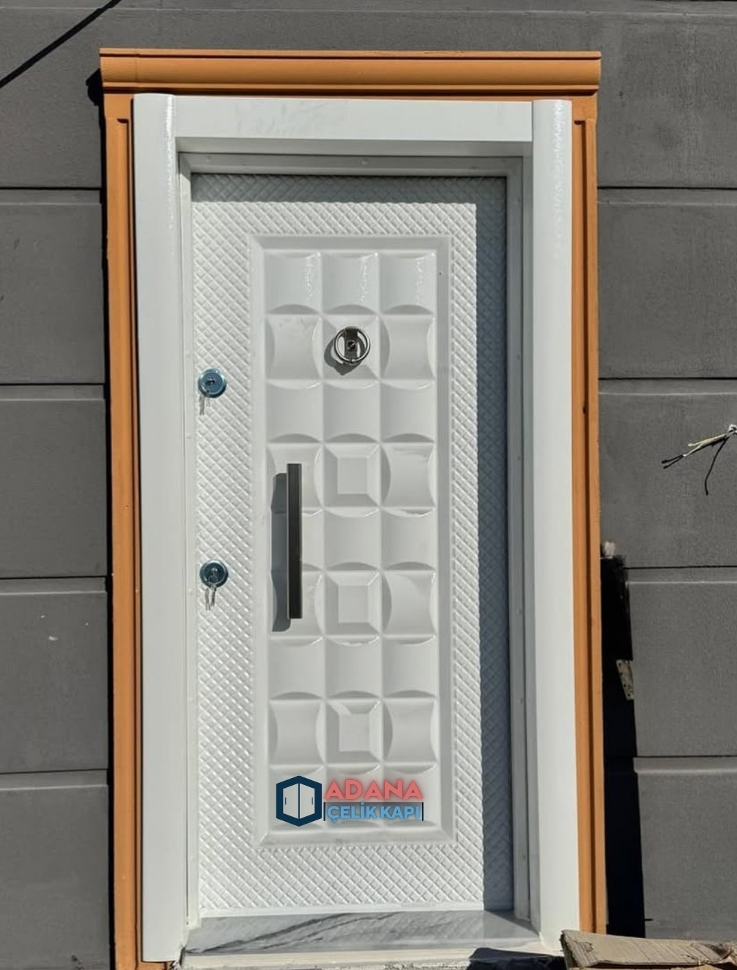 AÇK-2003 antrasit sac panel geometrik desenli modern çelik kapı modeli