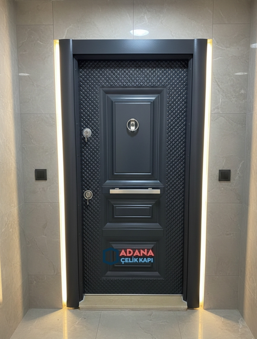 AÇK-2006 antrasit sac panel yatay gümüş şeritli modern çelik kapı modeli