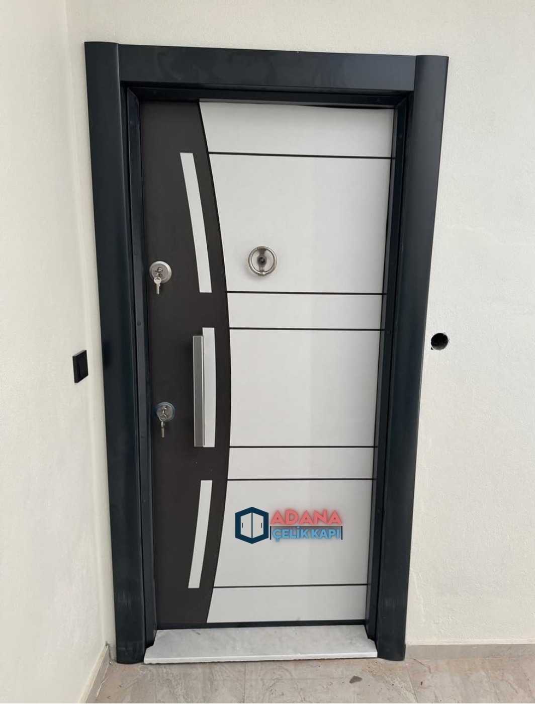 AÇK-1505 Kromlu Laminoks Seri Çelik Kapı
